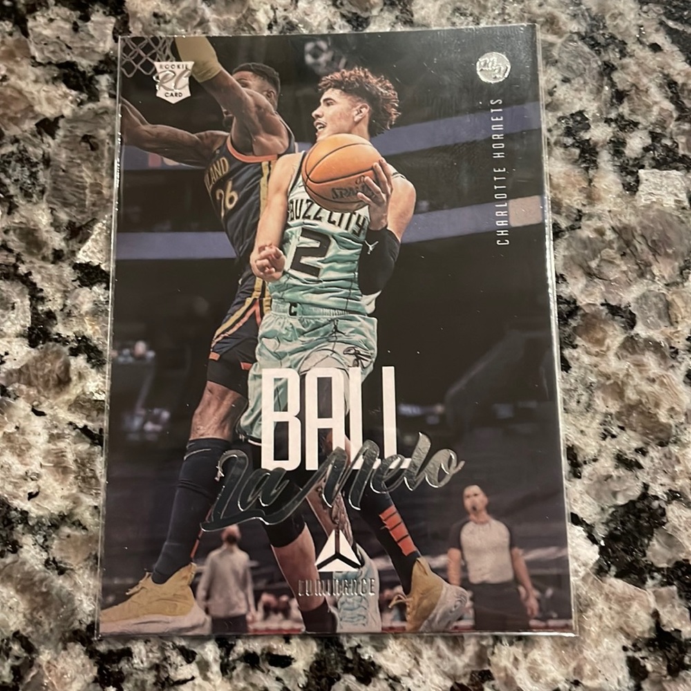 LaMelo Ball rookie card